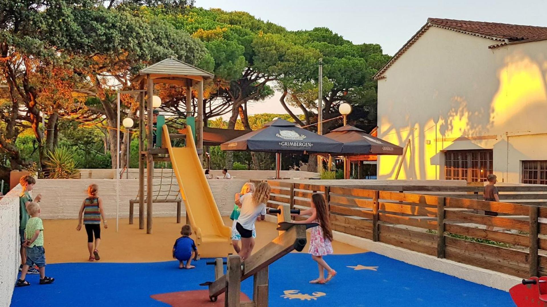 Camping Le Mediterranee Hyères Kültér fotó
