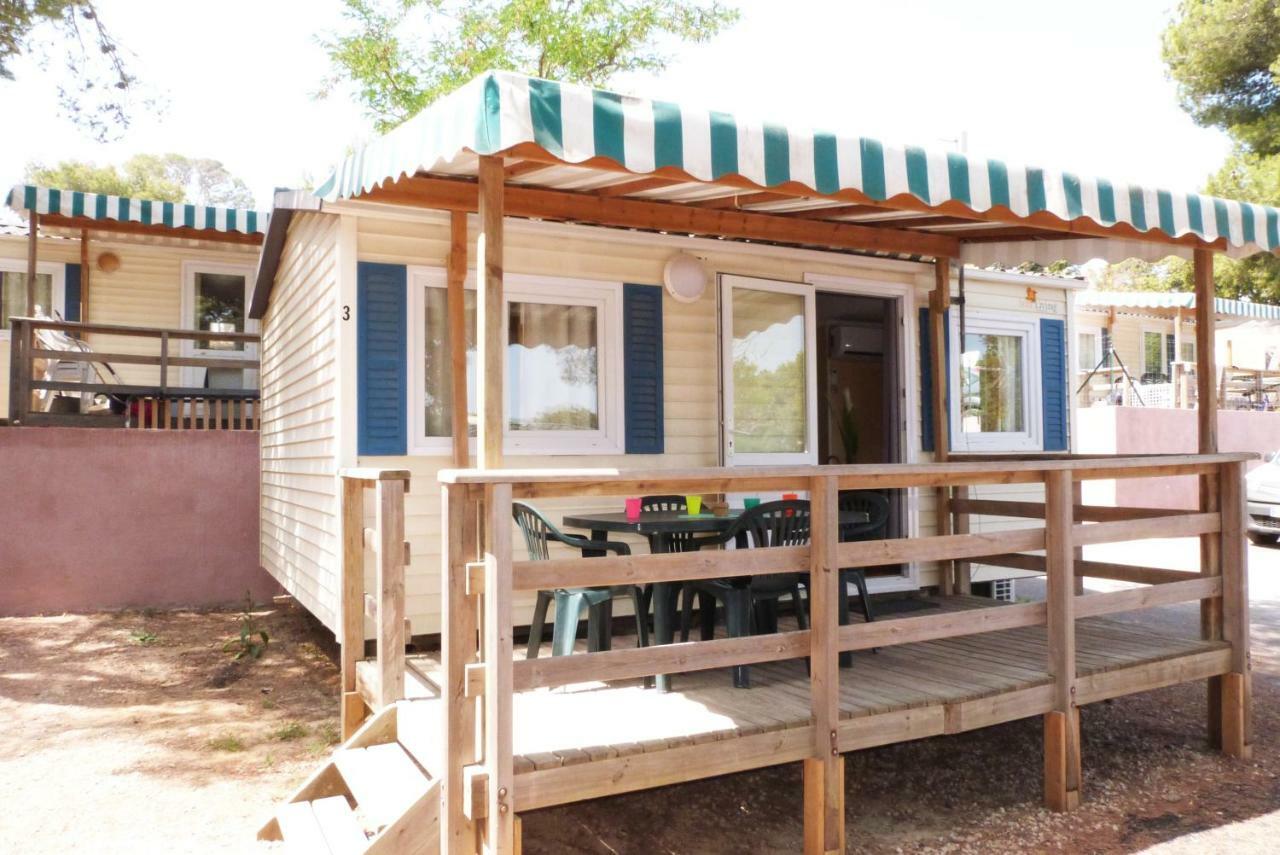 Camping Le Mediterranee Hyères Szoba fotó