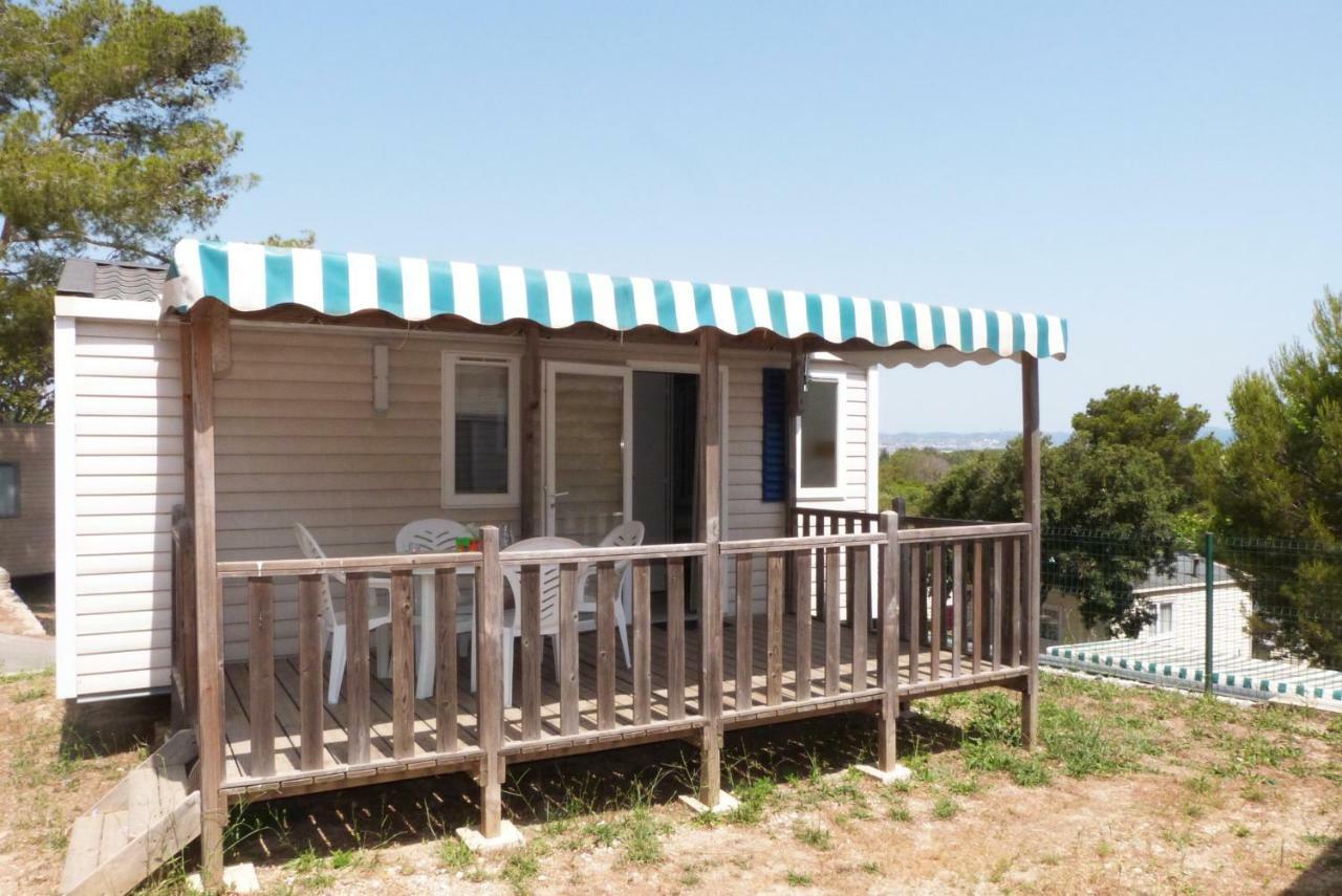 Camping Le Mediterranee Hyères Szoba fotó